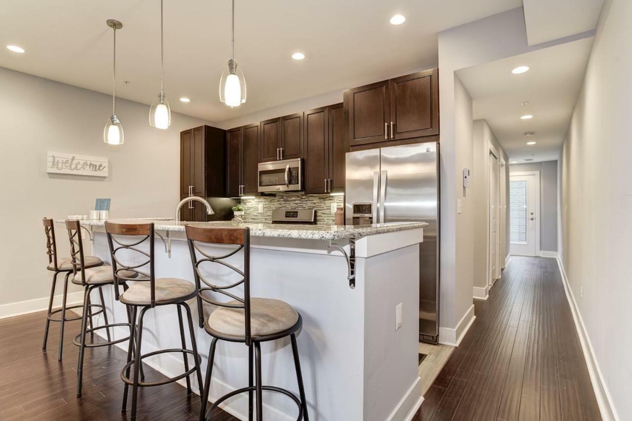 Kensington Place Condo, A 3-bedroom Loft Holiday home *